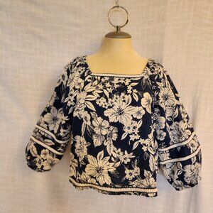 C&C California W L Linen Blue/White Floral Puff  Sleeve Square Neck Blouse A241